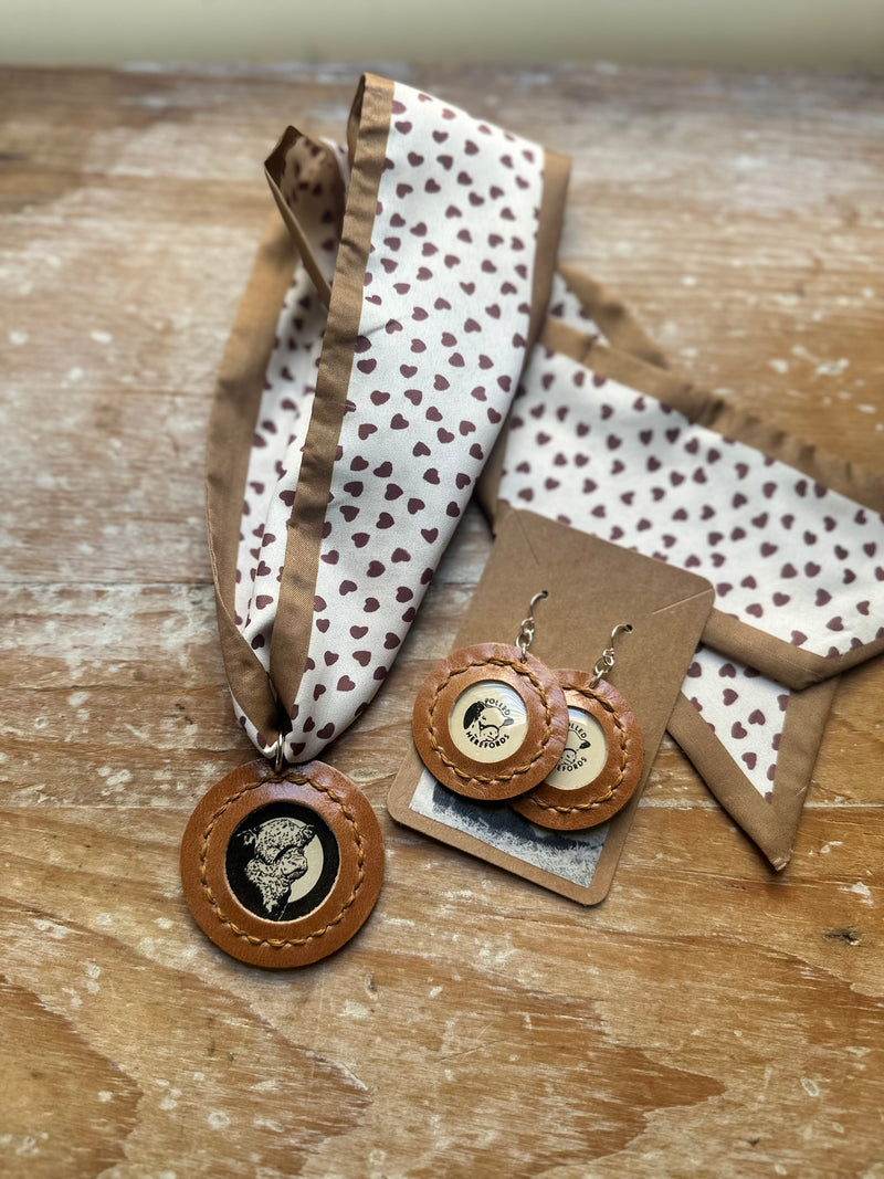 Anna’s Hereford Scarf Necklace