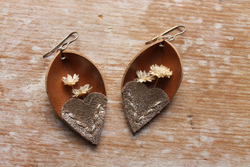 Mini Vase Earrings (2 inches)