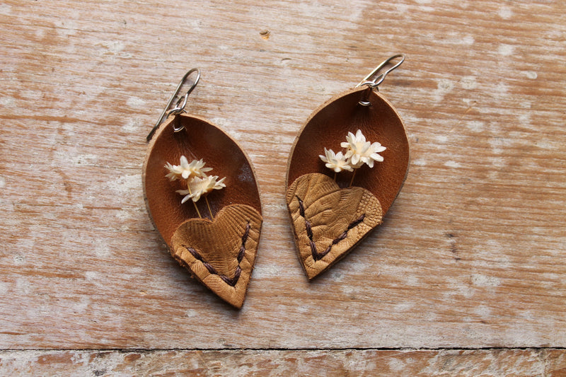 Mini Vase Earrings (2 inches)